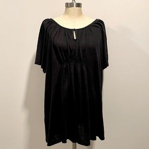 Old Navy Black Keyhole Maternity Top Size XXL